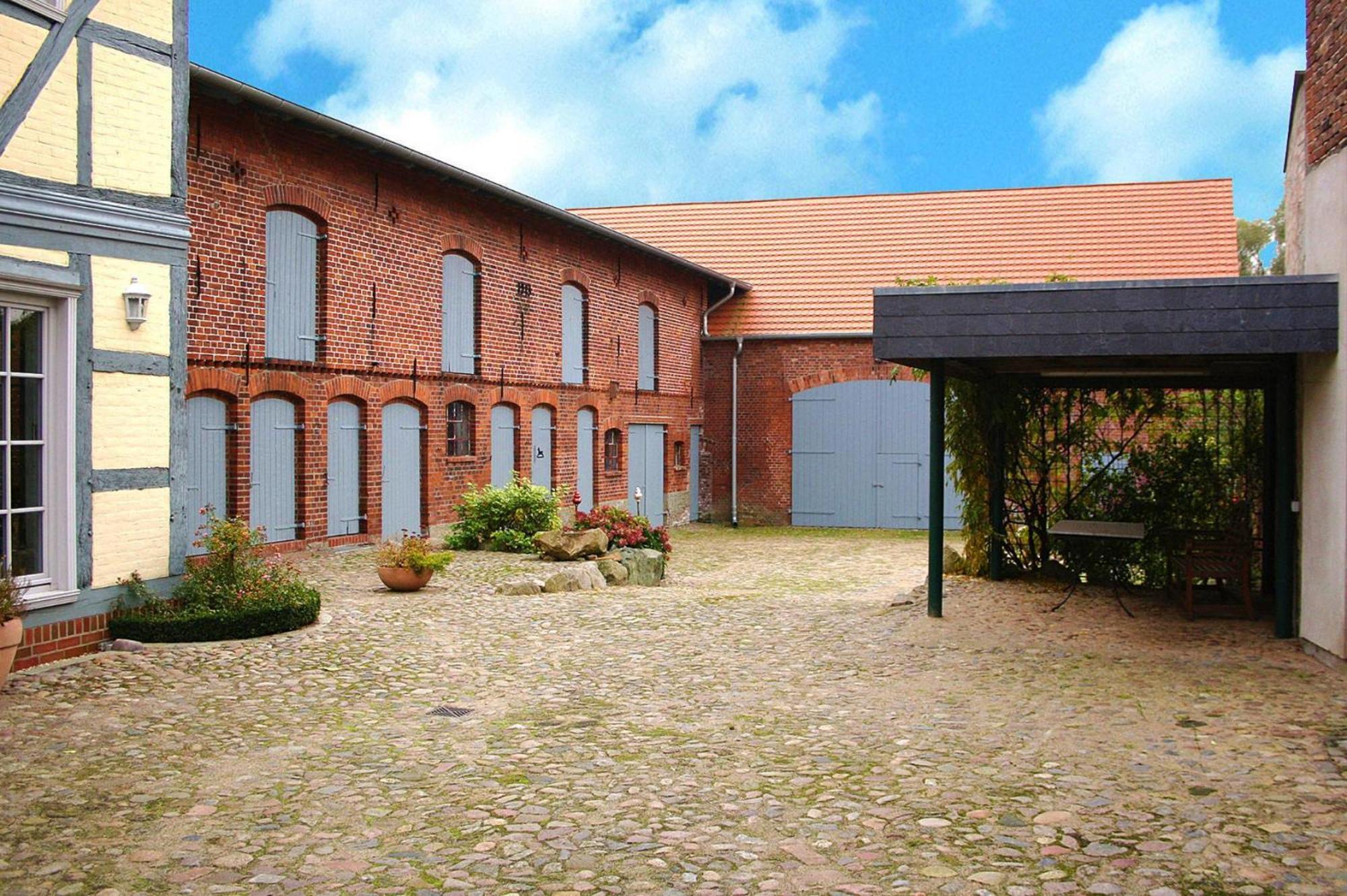 Ferienhaus Rosenhof In Lenzen Esterno foto